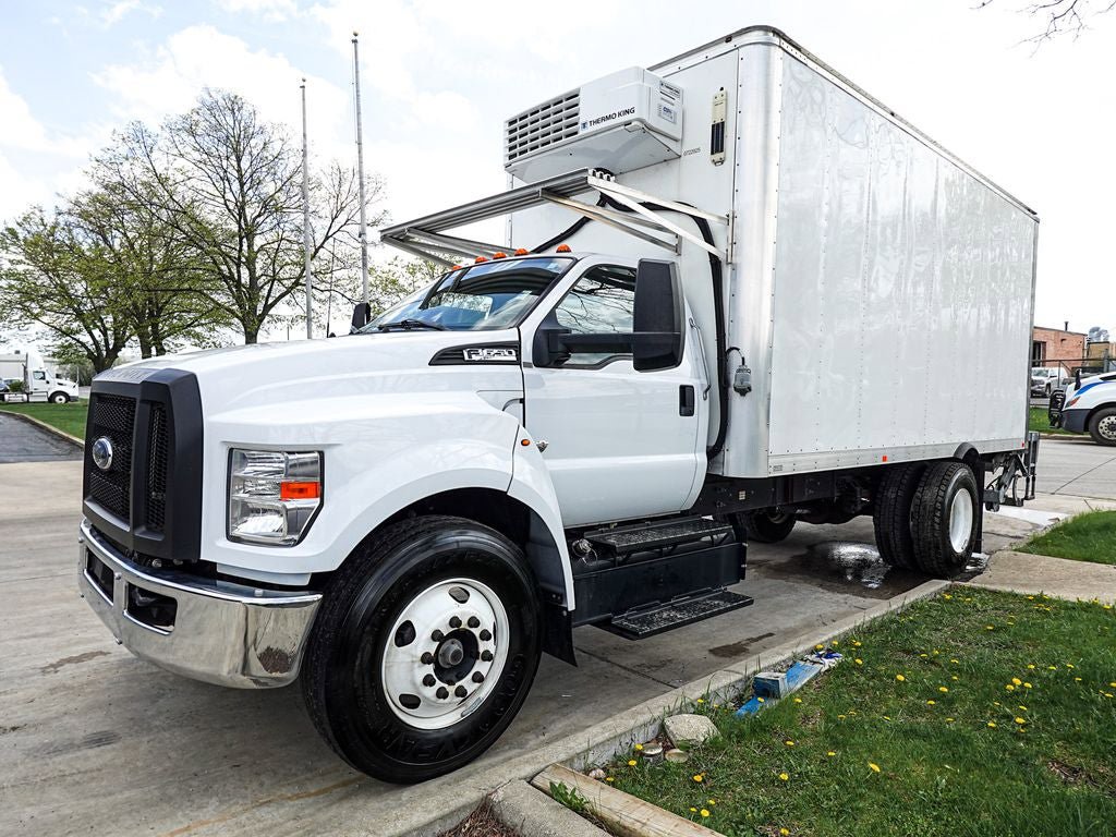 Used 2023 Ford F650 2WD Regular Cab Super Duty image 3