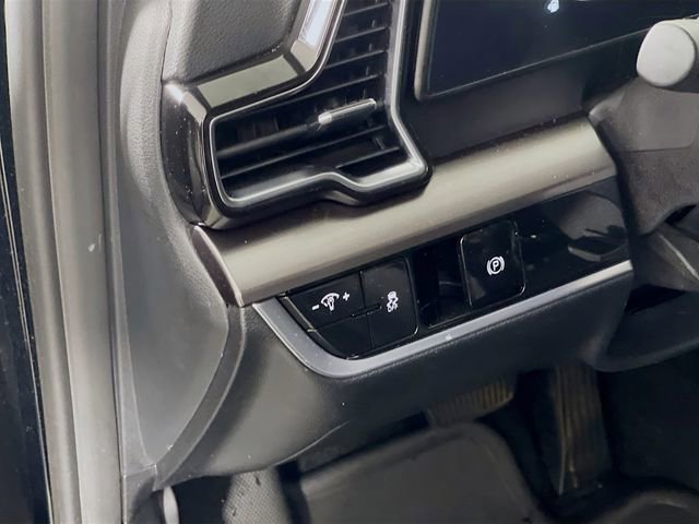 Used 2024 Kia Sportage EX FWD image 11