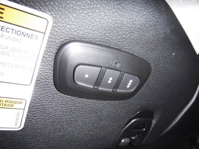 Used 2023 Jeep Wrangler Unlimited Sahara w/ Cold Weather Group image 39