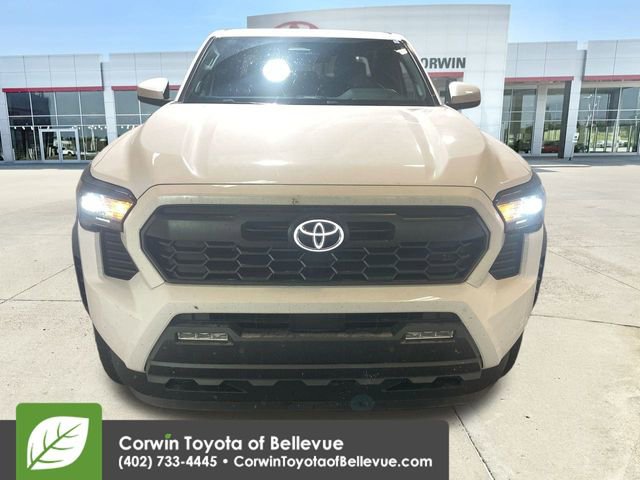 New 2025 Toyota Tacoma TRD Off-Road video 3