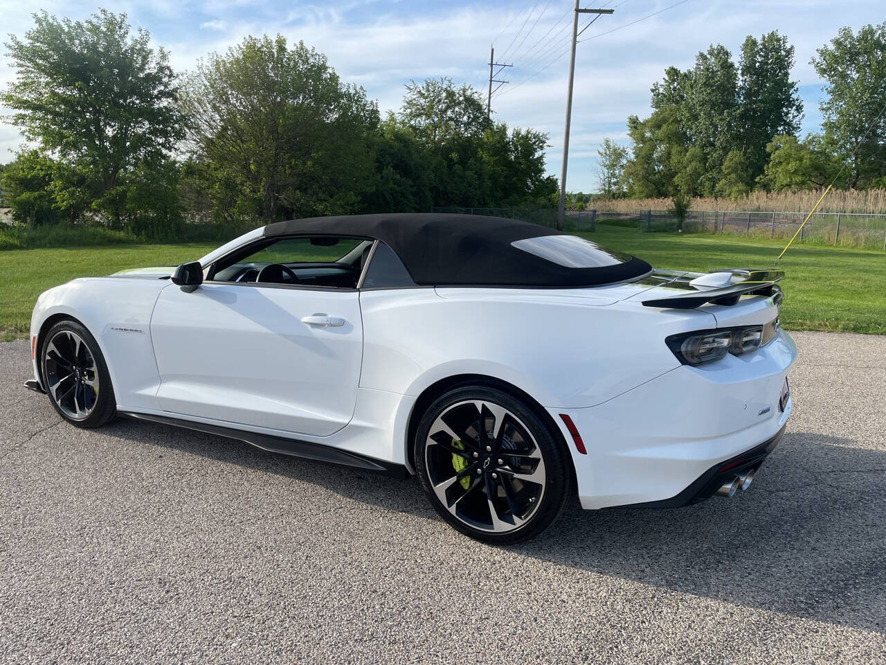 Used 2023 Chevrolet Camaro SS RWD image 46
