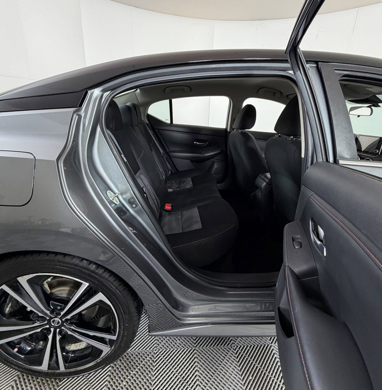 Used 2022 Nissan Sentra SR image 6