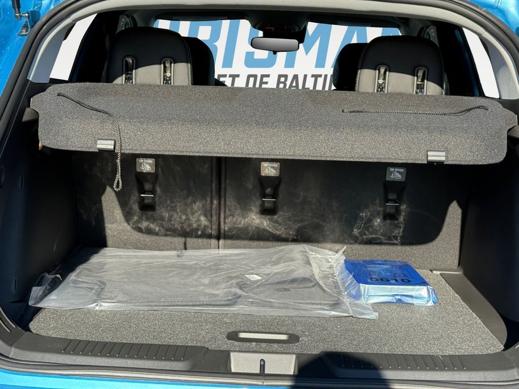 New 2026 Chevrolet Trax LT w/ Sunroof Package image 16