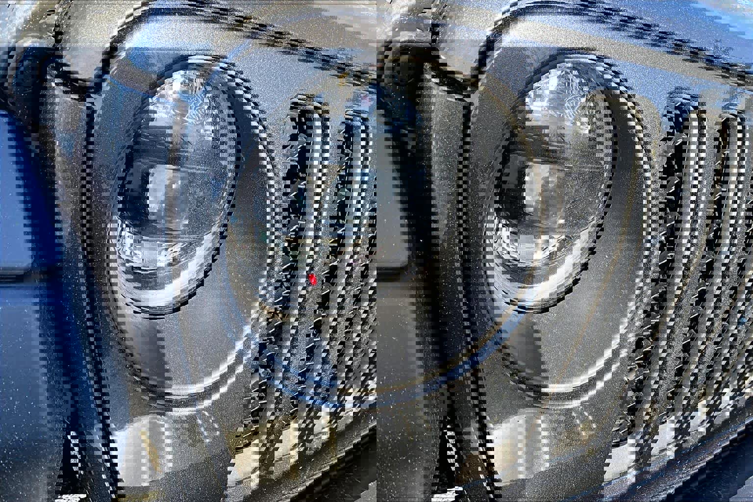 Used 2023 Jeep Wrangler Rubicon w/ Cold Weather Group image 27