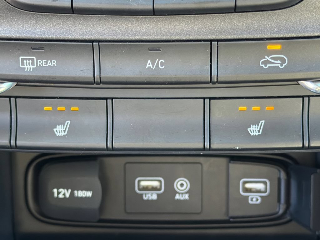 Used 2020 Hyundai Santa Fe SEL FWD image 30