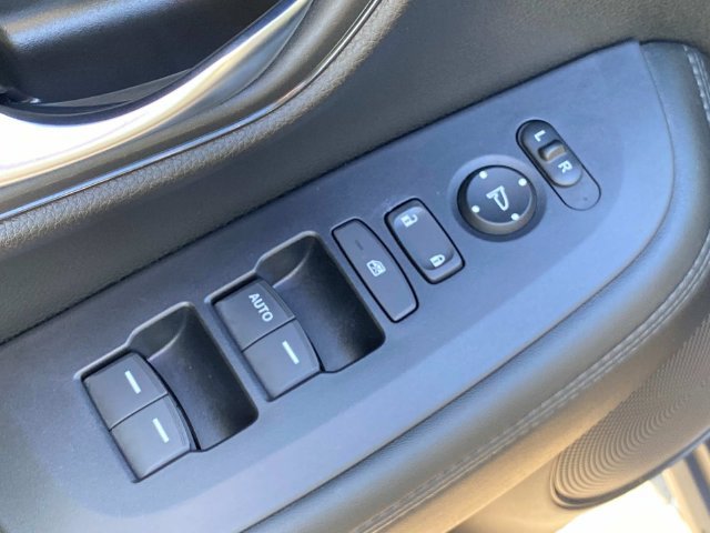 Used 2024 Honda HR-V LX image 11