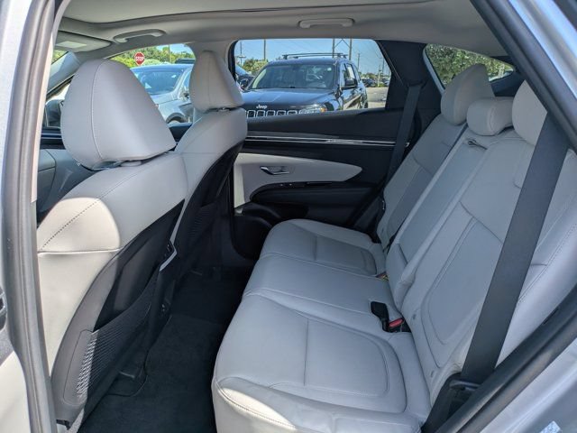 Used 2022 Hyundai Tucson Limited AWD/4WD image 13