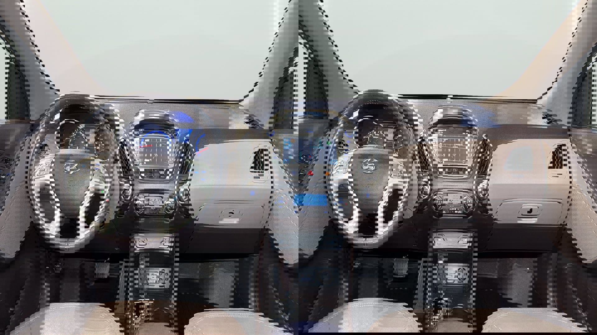 Used 2013 Hyundai Tucson Limited w/ Premium Pkg image 14