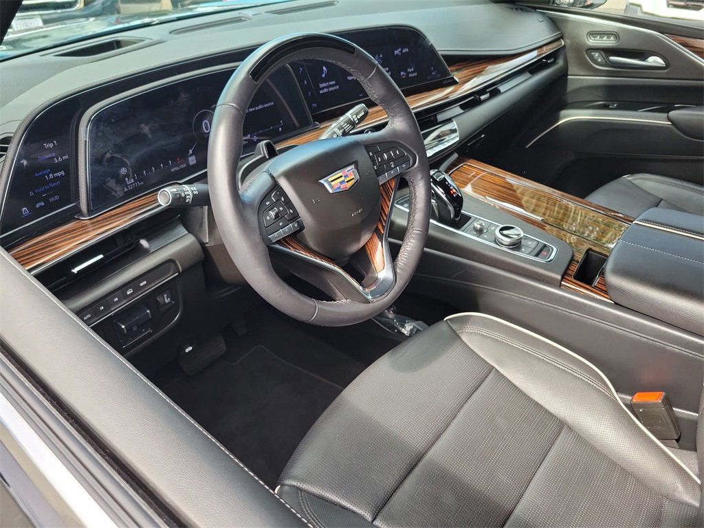 Certified 2024 Cadillac Escalade Premium Luxury w/ Performance Package image 10