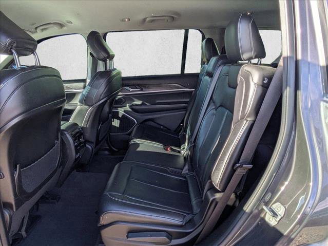 Used 2022 Jeep Grand Cherokee L Limited image 12