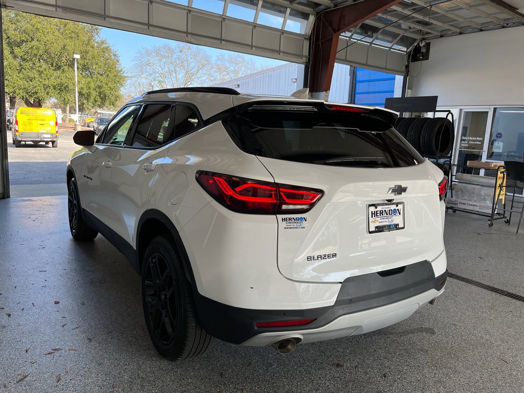 Used 2024 Chevrolet Blazer LT w/ Convenience Package image 6