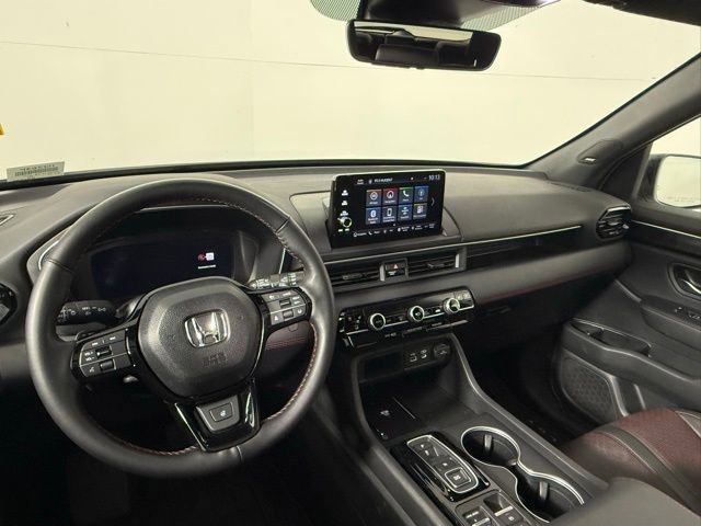 Used 2025 Honda Pilot Black Edition image 38