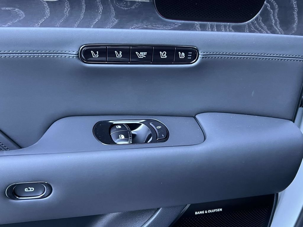 New 2026 Genesis G90 3.5T Prestige AWD/4WD image 28
