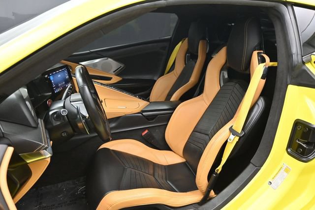 Used 2022 Chevrolet Corvette Stingray Premium Cpe w/ Z51 Performance Package RWD image 5