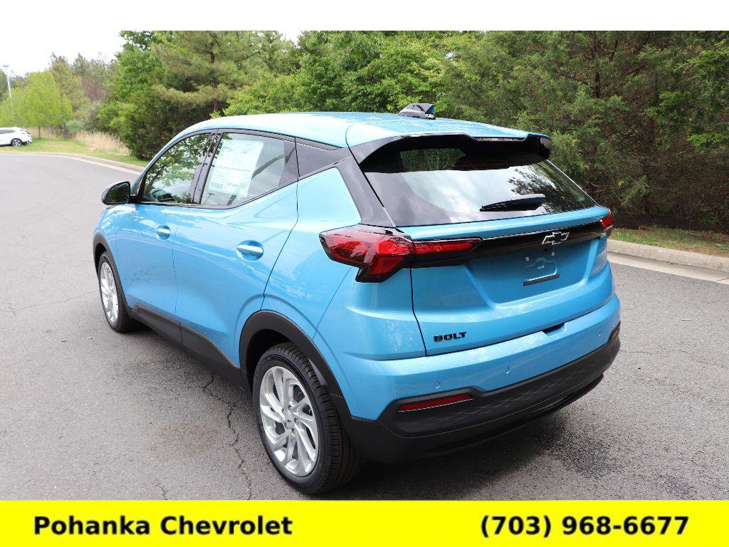 New 2027 Chevrolet Bolt LT w/ Comfort Package FWD image 5