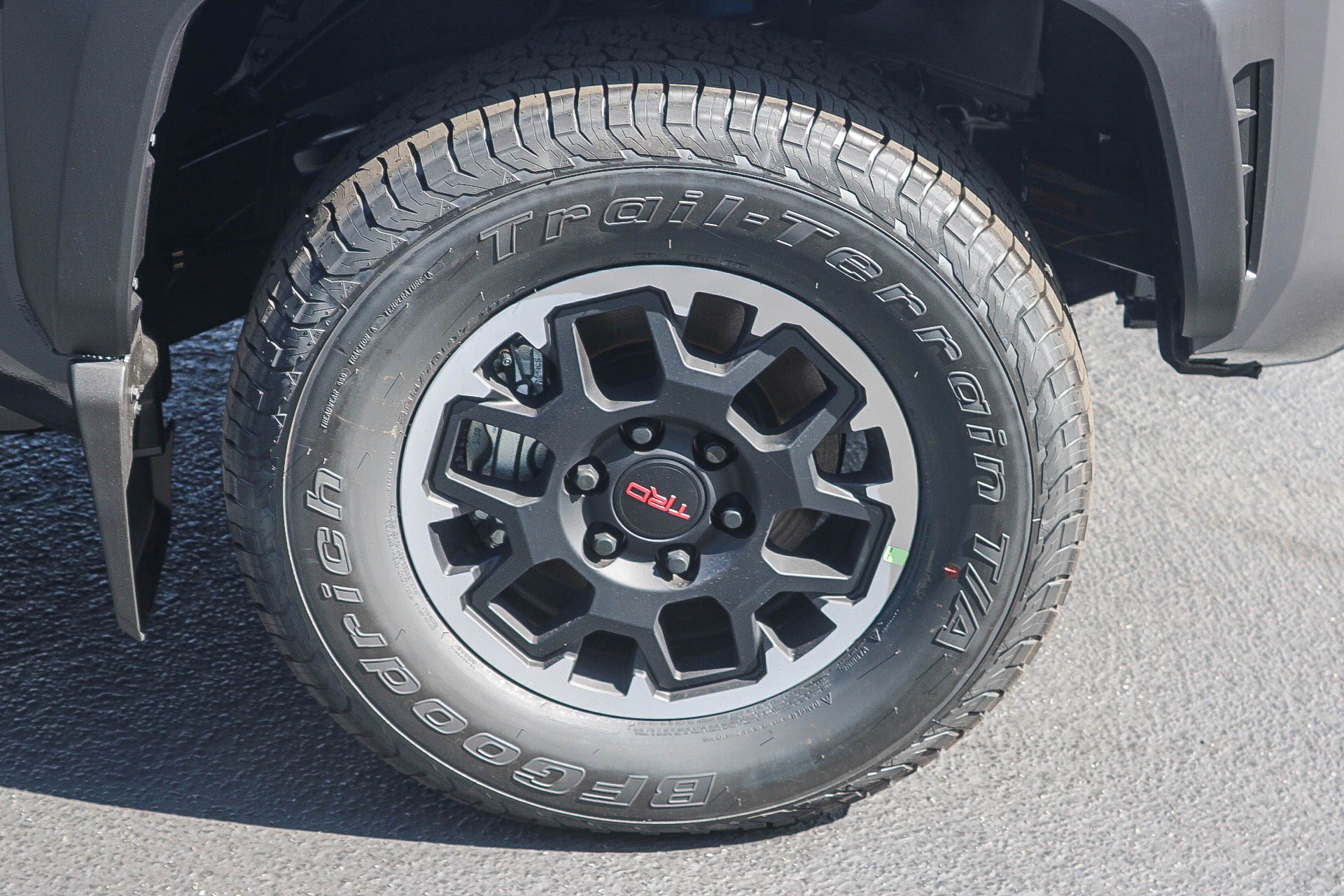 New 2026 Toyota Tacoma TRD Off-Road AWD/4WD image 11