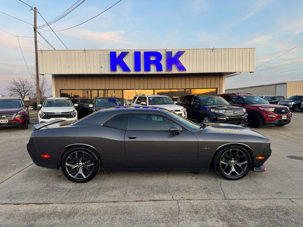 Used 2019 Dodge Challenger R/T image 6