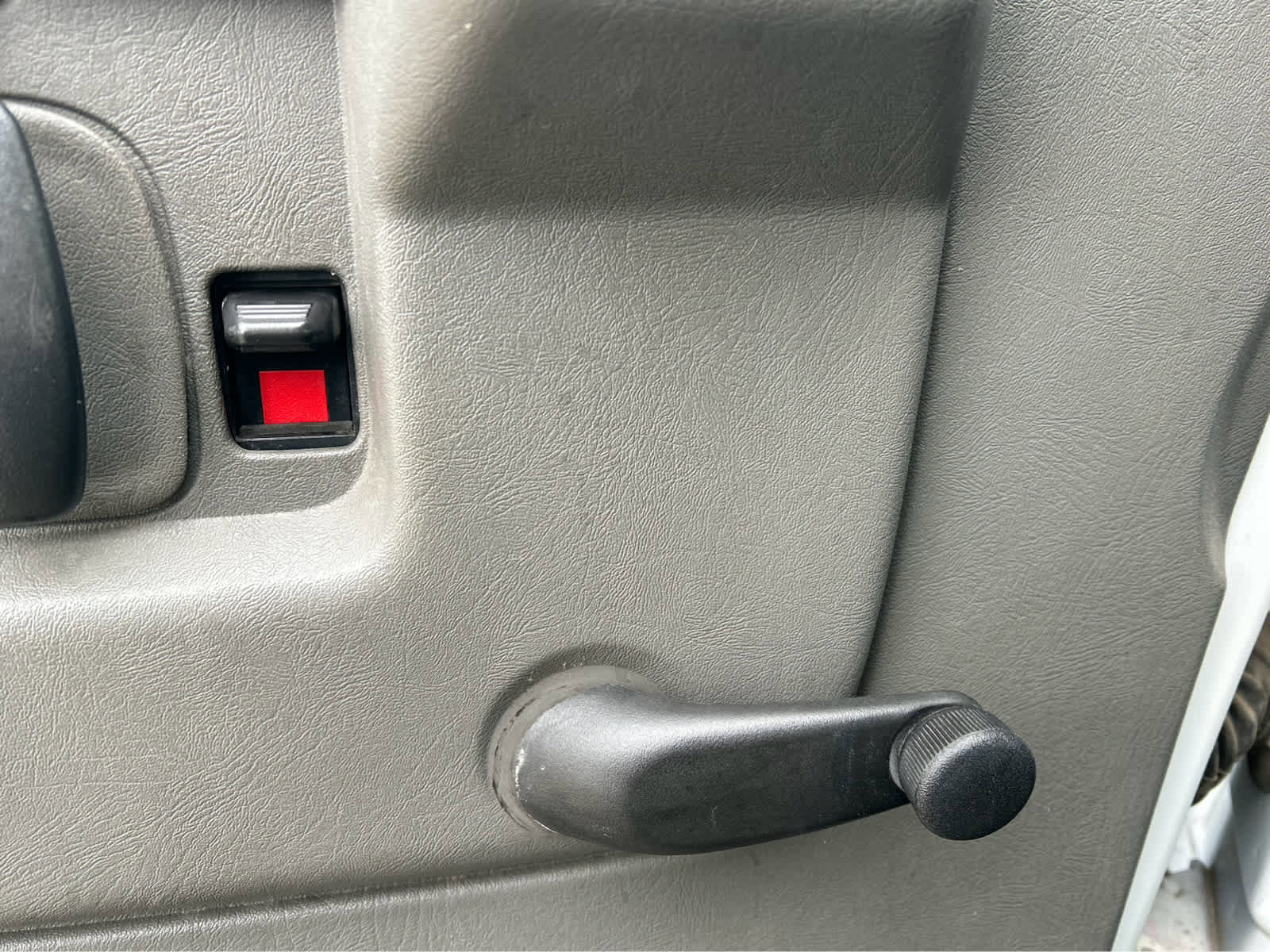Used 2015 GMC Savana 3500 3500 Van 139 image 9
