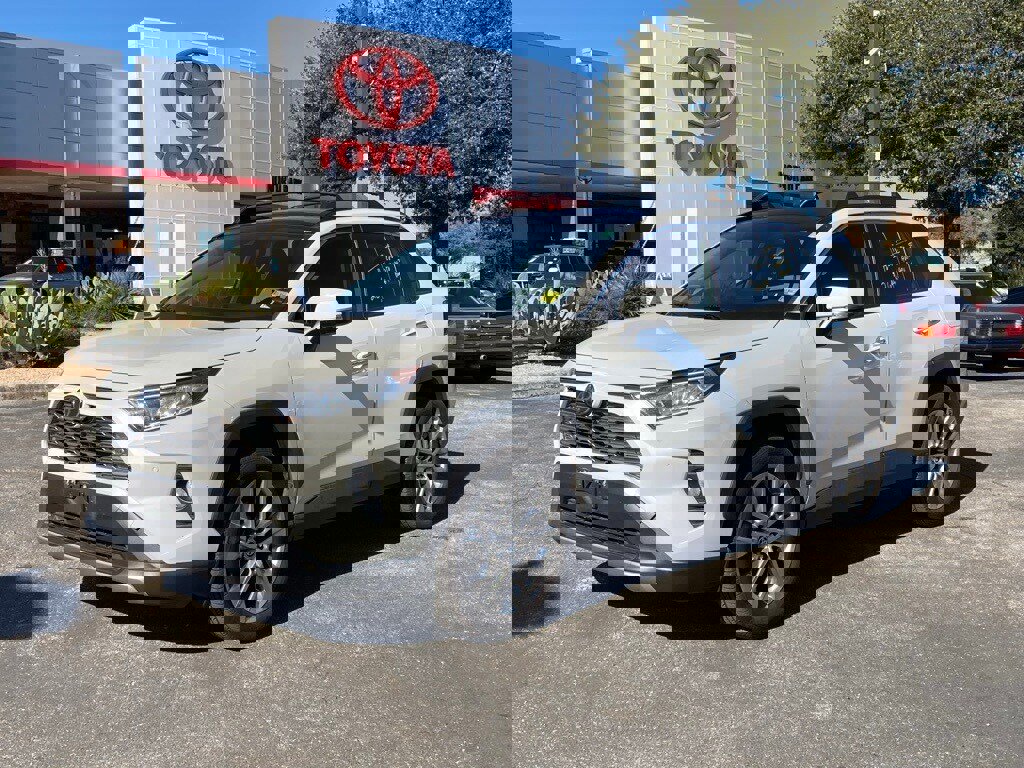 Used 2020 Toyota RAV4 Limited