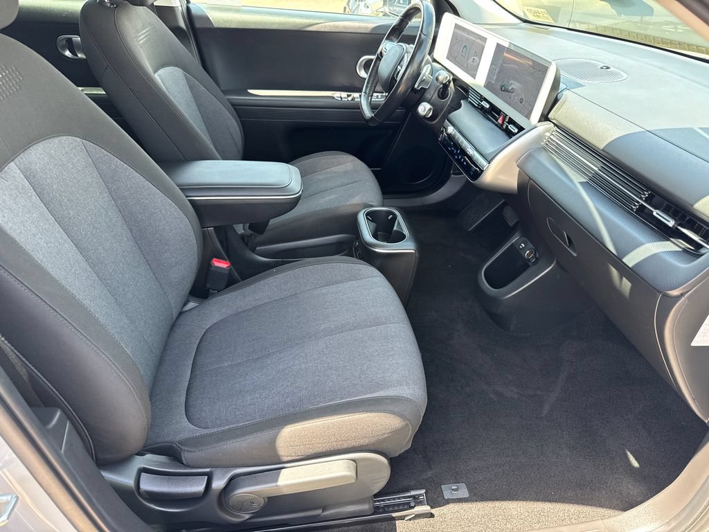Used 2024 Hyundai Ioniq 5 SEL RWD image 15