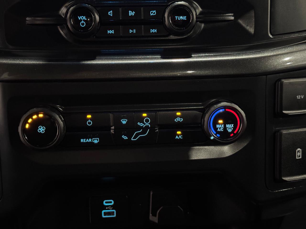 Used 2022 Ford F150 XL w/ STX Appearance Package AWD/4WD image 28