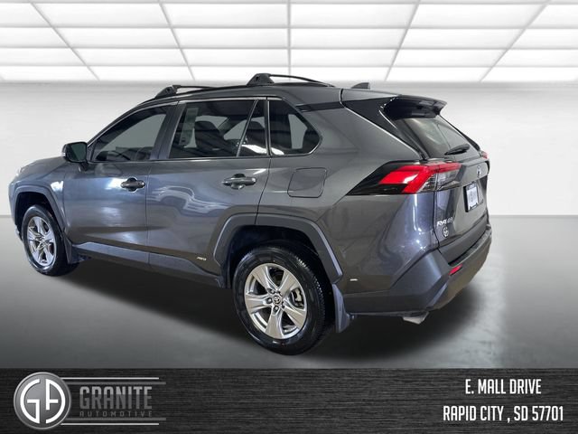 Used 2024 Toyota RAV4 XLE AWD/4WD image 4