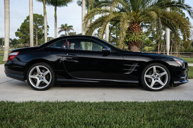 Used 2016 Mercedes-Benz SL 550 image 9