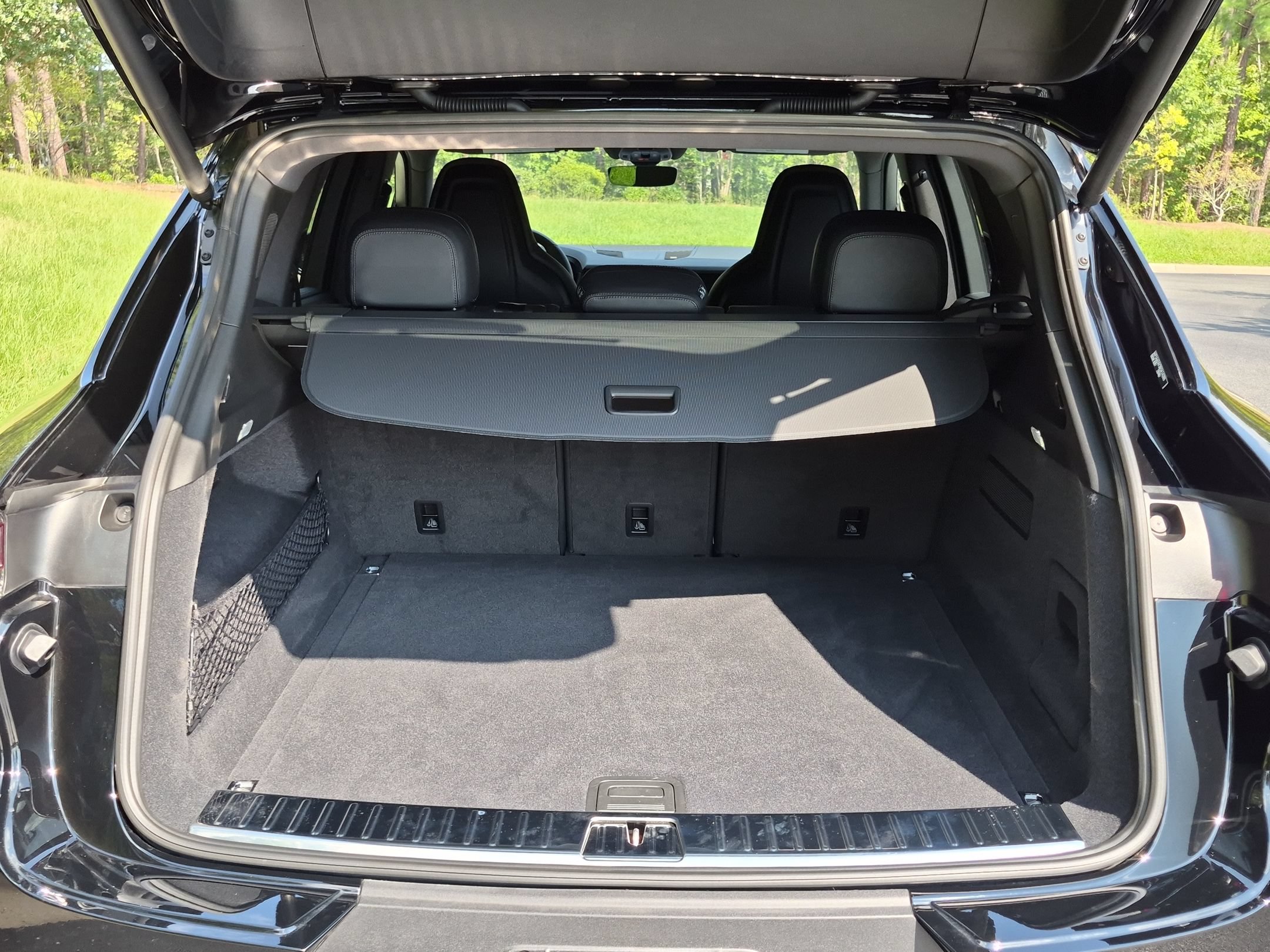 Certified 2024 Porsche Cayenne AWD/4WD image 26