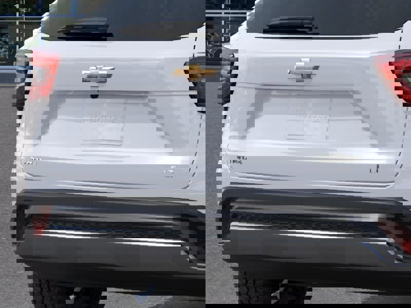 New 2025 Chevrolet Trax LT w/ Driver Confidence Package image 38