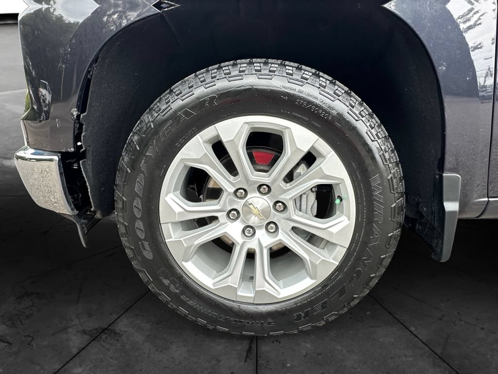 Used 2022 Chevrolet Silverado 1500 LTZ AWD/4WD image 14