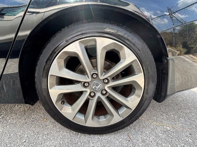 Used 2015 Honda Accord Sport image 9