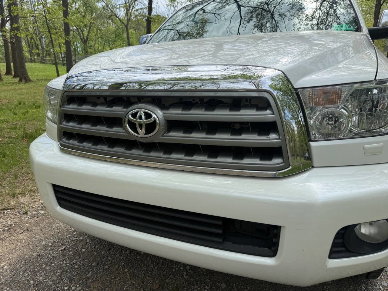 Used 2012 Toyota Sequoia Platinum AWD/4WD image 16