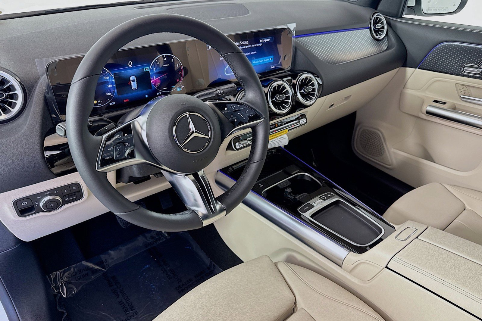 New 2025 Mercedes-Benz GLA 250 image 9