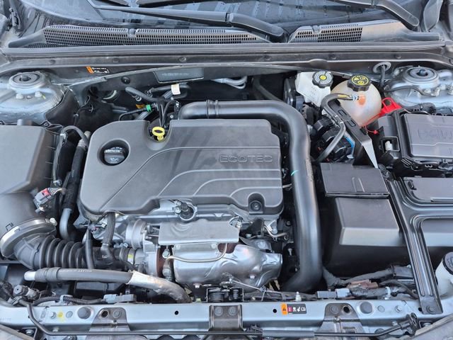 Used 2024 Chevrolet Malibu LT image 25
