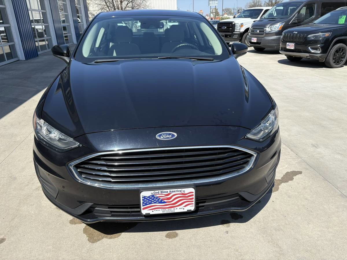 Used 2020 Ford Fusion S image 3