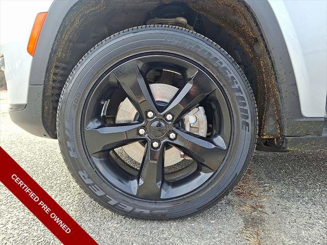 Certified 2021 Jeep Grand Cherokee L Laredo AWD/4WD image 28