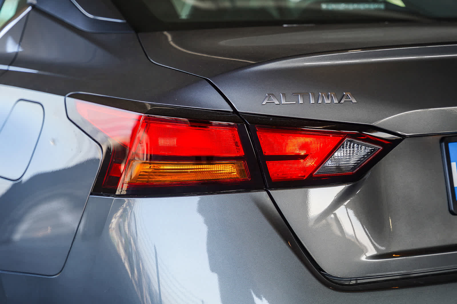 New 2026 Nissan Altima 2.5 SV FWD image 8