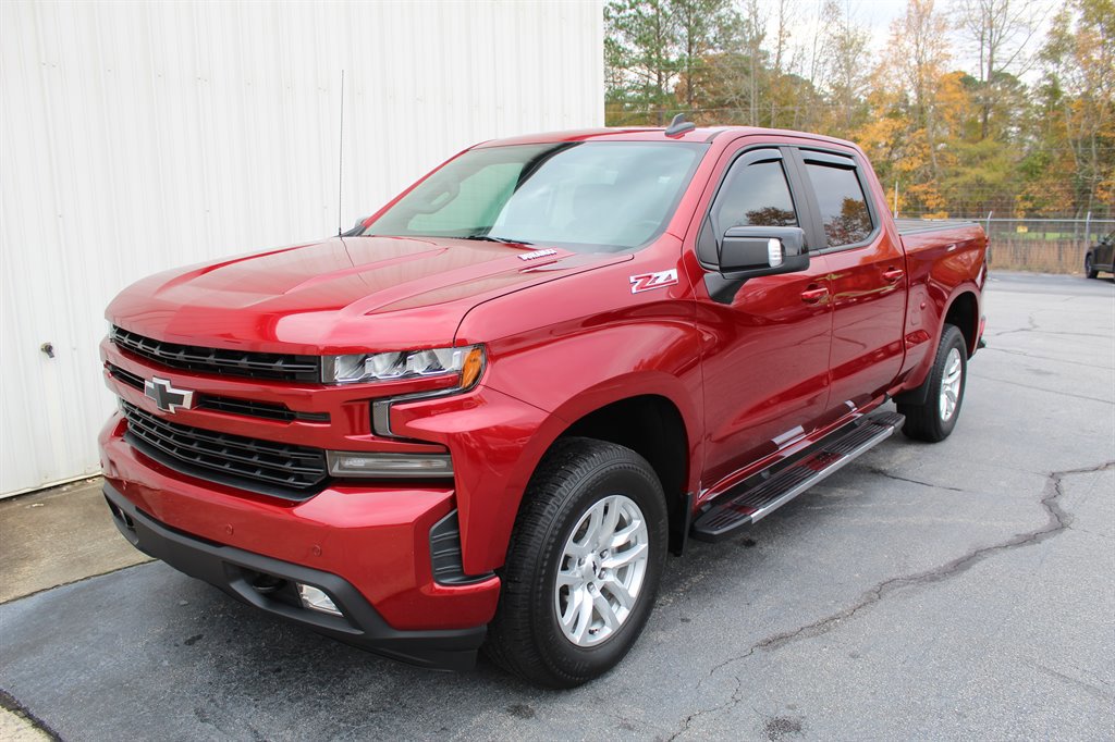 Used 2021 Chevrolet Silverado 1500 RST image 1