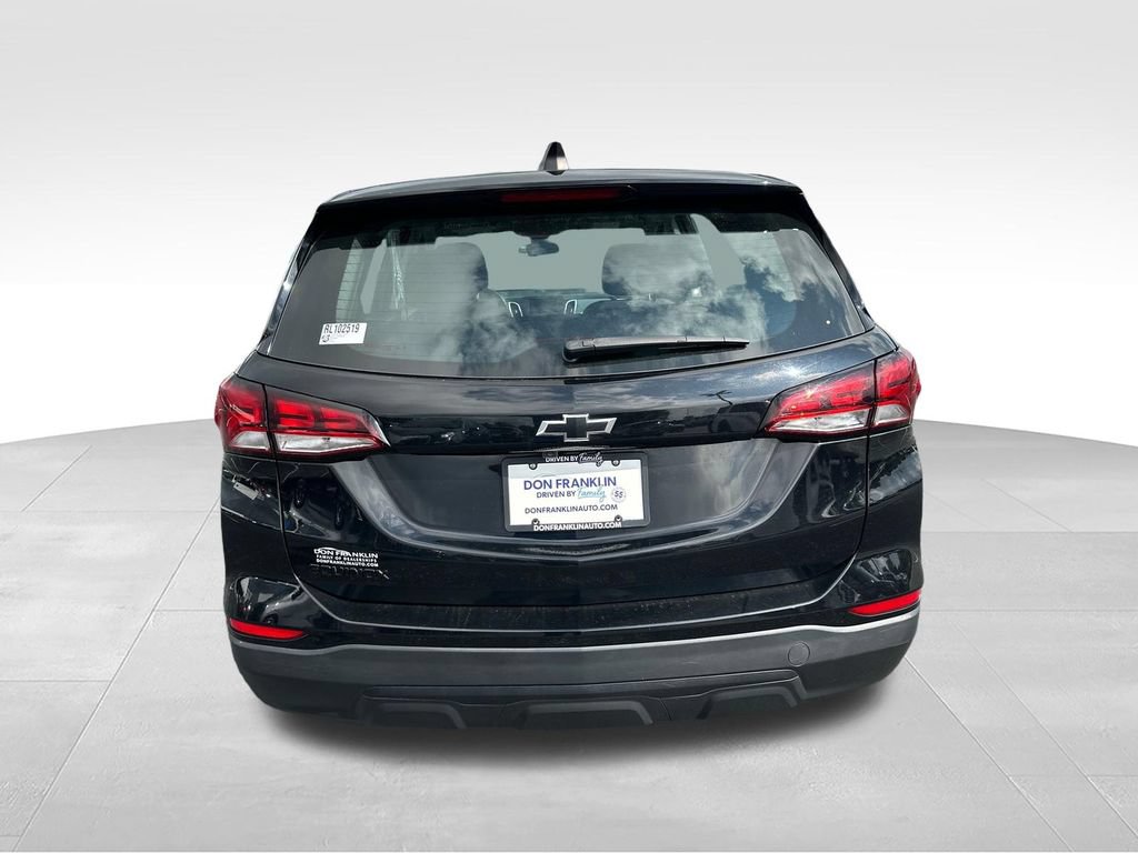 Used 2024 Chevrolet Equinox LS w/ Midnight Edition FWD image 4