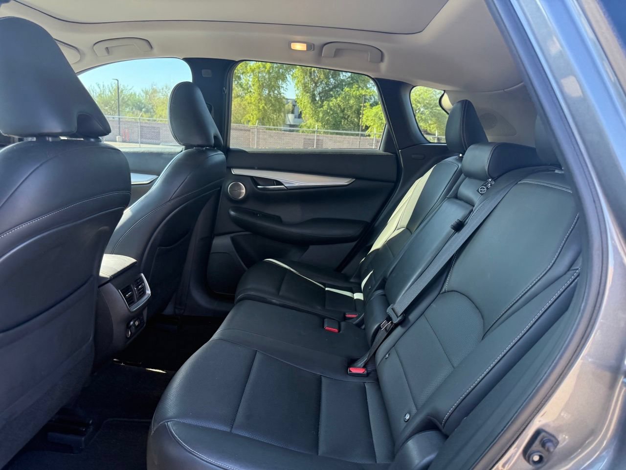 Used 2019 INFINITI QX50 Essential w/ Premium Heat Package FWD image 10