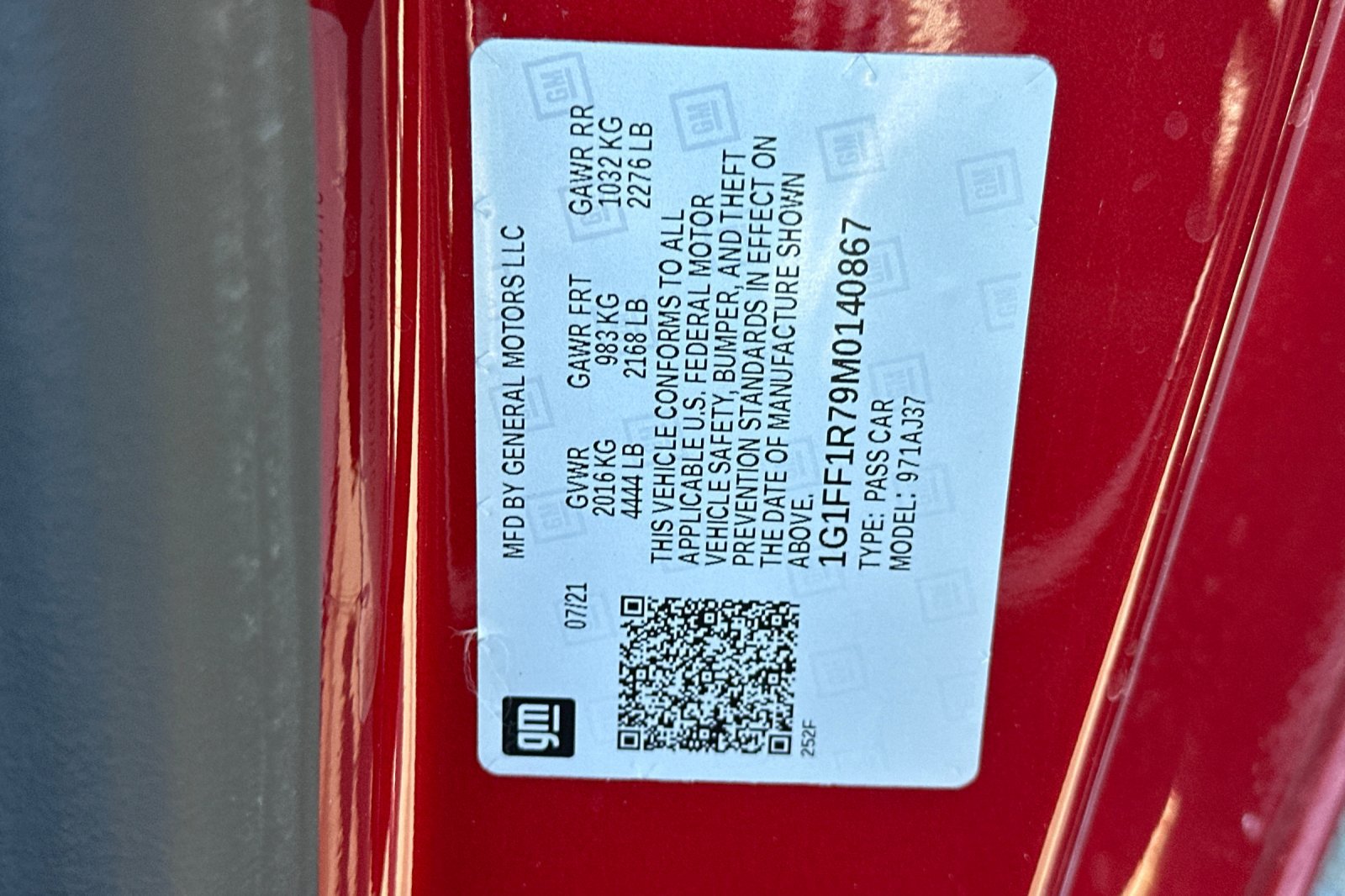 Used 2021 Chevrolet Camaro LT RWD image 26