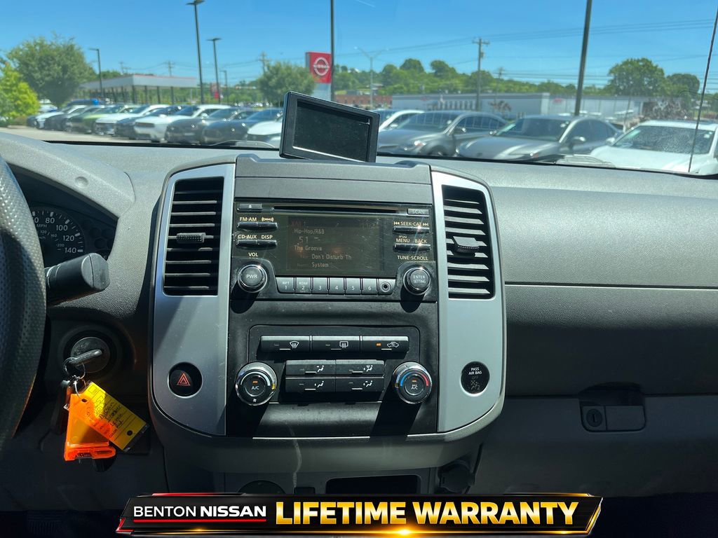 Used 2013 Nissan Frontier SV RWD image 16