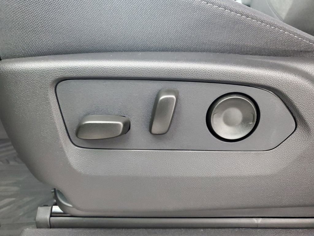 New 2026 Chevrolet Silverado 1500 Custom Trail Boss w/ Dark Appearance Package image 28