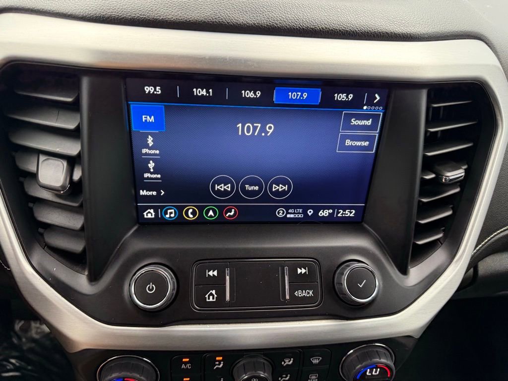 Used 2023 GMC Acadia SLT image 44