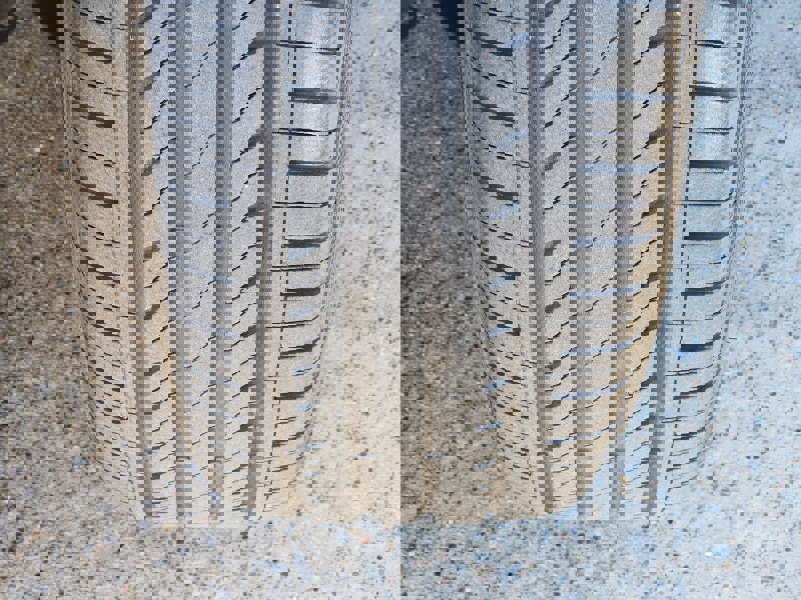 Used 2016 Toyota Prius Four w/ Advanced Technology Package image 19