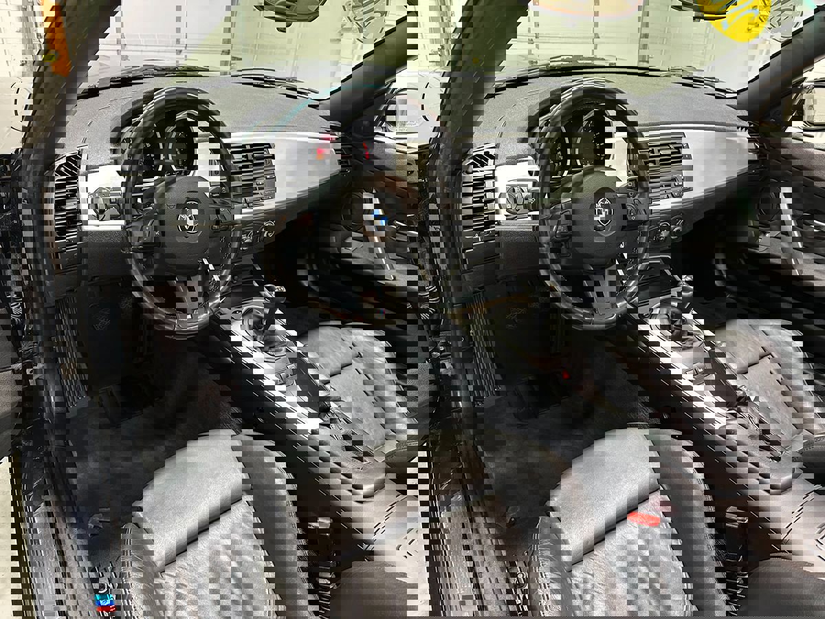 Used 2006 BMW M Roadster image 22