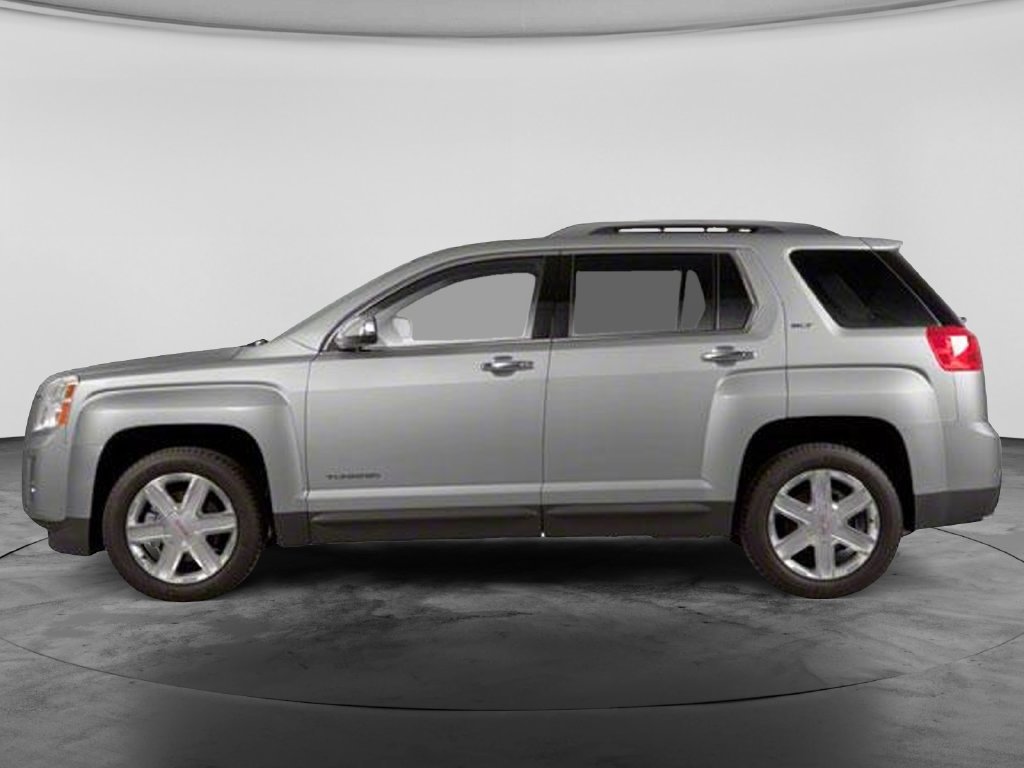 Used 2010 GMC Terrain SLE FWD image 3
