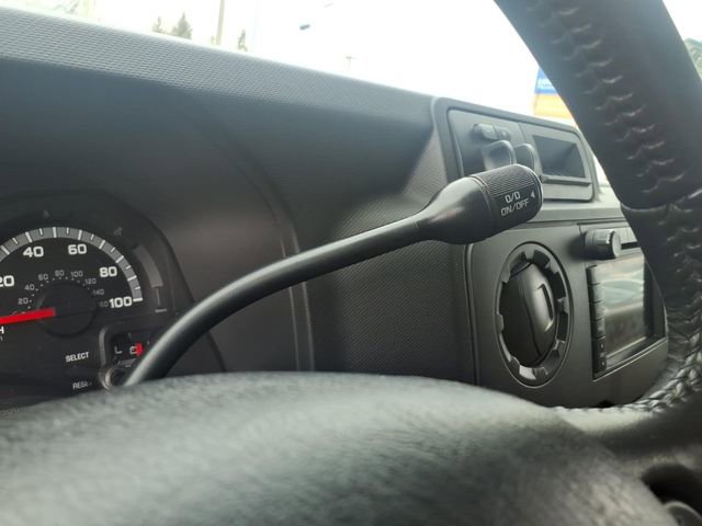 Used 2013 Ford E-150 and Econoline 150 XLT w/ XLT Premium Pkg image 21