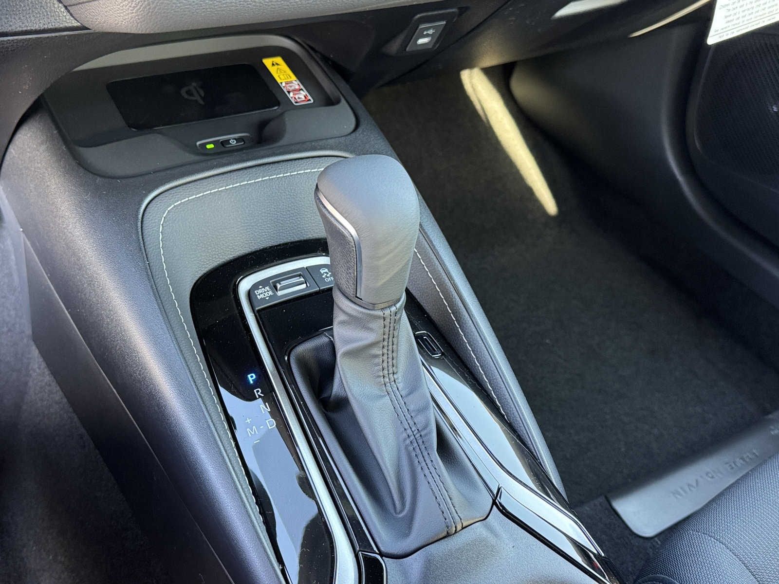 New 2026 Toyota Corolla SE FWD image 19