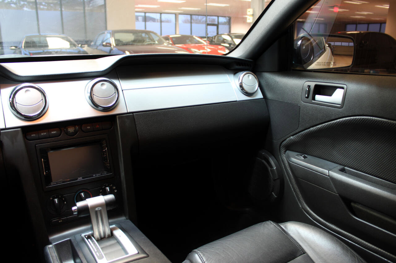 Used 2005 Ford Mustang GT image 35